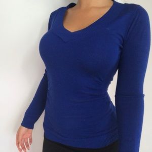 Royal blue V neck sweater top